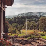 Sowi Gosciniec Wellness & Breakfast 아파트 *