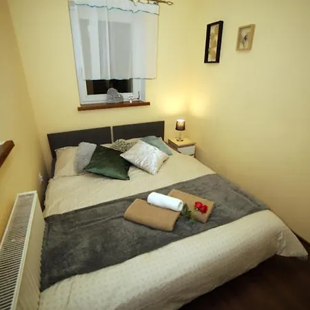 Sowi Gosciniec Wellness & Breakfast Апартаменты Соколец