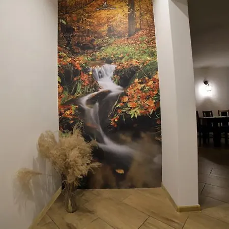 Sowi Gosciniec Wellness & Breakfast Apartment *